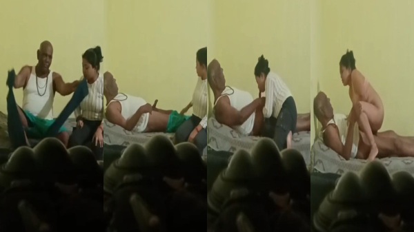 Moholle ki sexy jawan ladki choda budhe aadmi nai - Video thumbnail